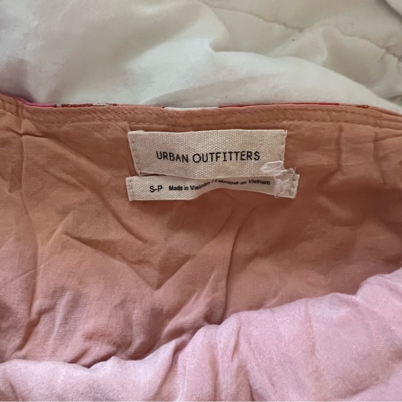 UO Rosie Notched Pelmet Mini Skirt - Picture 6 of 7